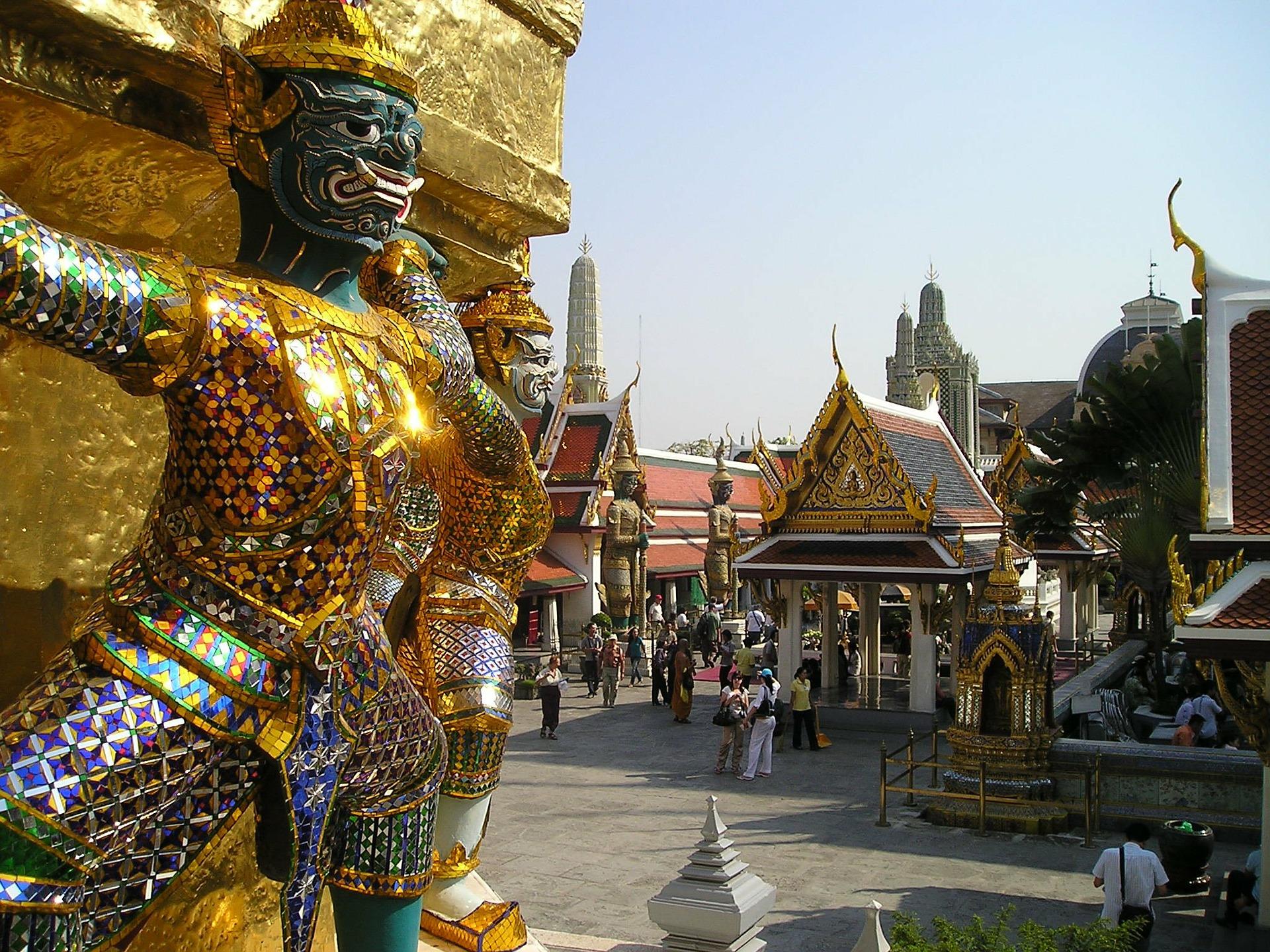 Immagine di sfondo della pagina  TripAdvisor premia Bangkok e Phuket