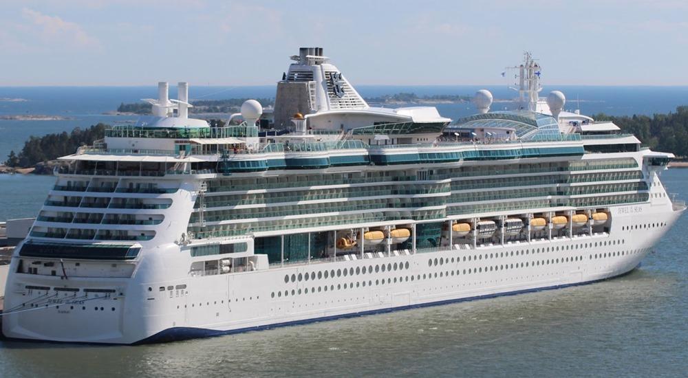 Immagine di sfondo della pagina Royal Caribbean, 2 navi nel Mediterraneo