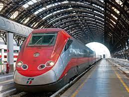 Immagine di sfondo della pagina Trenitalia, cresce il network per la summer