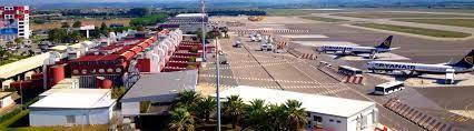 Immagine di sfondo della pagina Ryanair, riparte il Lamezia-Malta