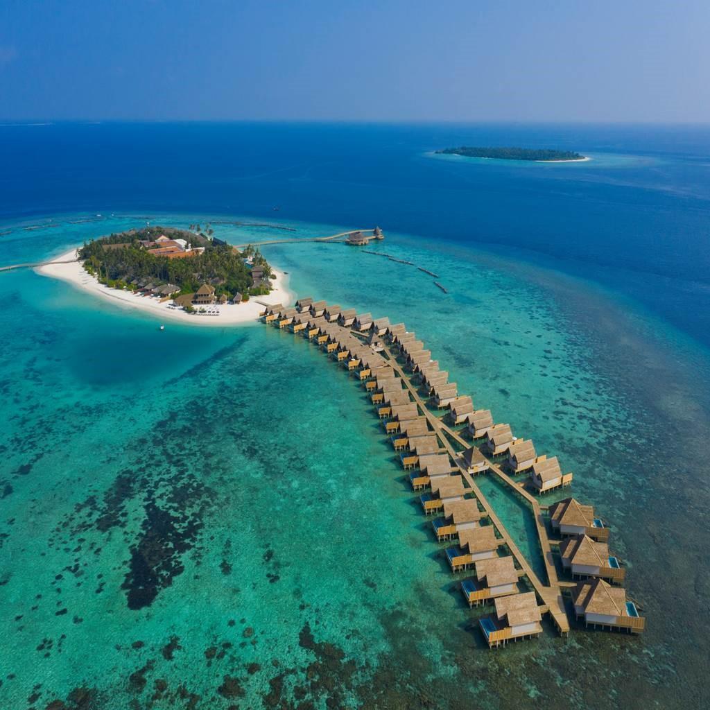 Immagine di sfondo della pagina Il Gruppo Scarapicchia cresce alle Maldive