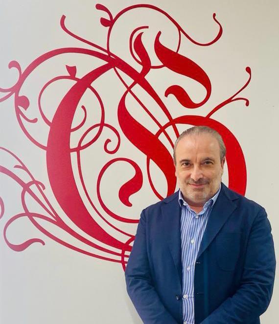 Immagine di sfondo della pagina Glamour Tour Operator lancia Vola Glamour