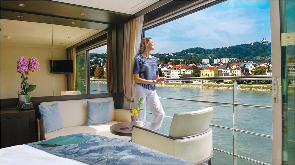 Immagine di sfondo della pagina Avalon Waterways, riflettori sulle adv