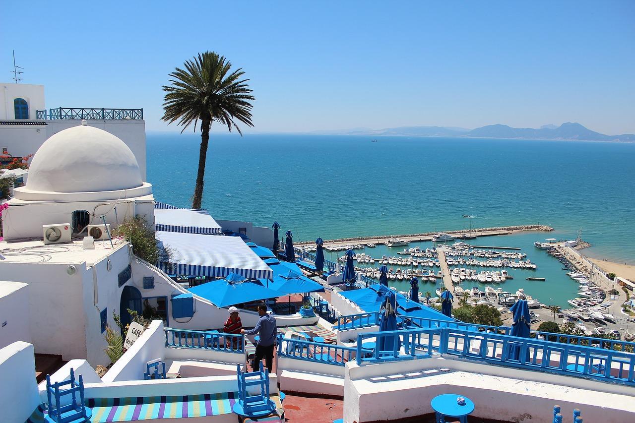 Immagine di sfondo della pagina Tunisia, ingresso libero per i vaccinati