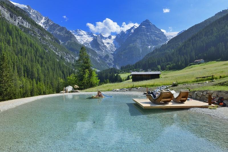 Immagine di sfondo della pagina Al via la stagione del Hotel Bella Vista di Trafoi 