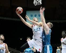 Immagine di sfondo della pagina UNAHOTELS sponsor della  Pallacanestro Reggiana
