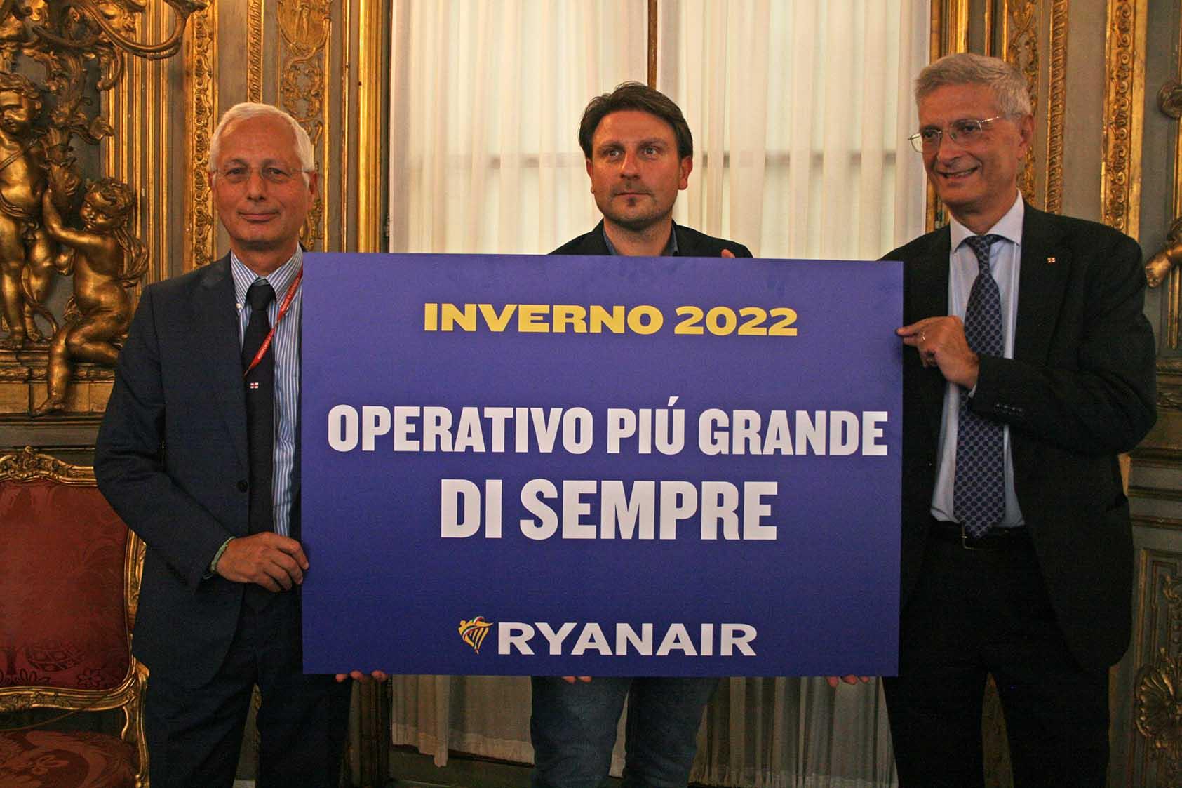 Immagine di sfondo della pagina Ryanair, operativo record da Genova